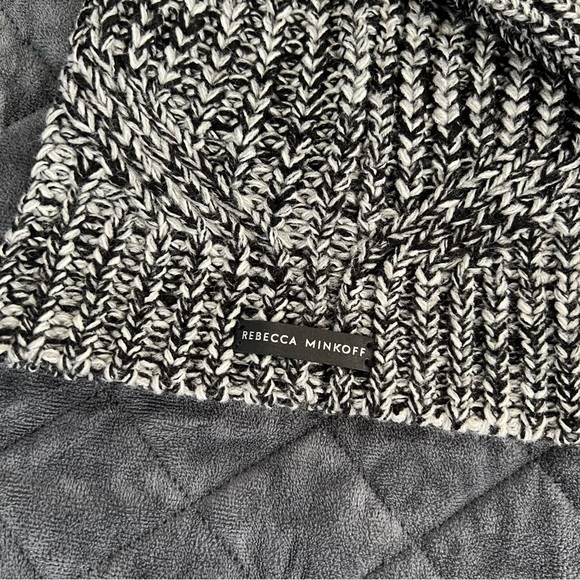 Rebecca Minkoff Beanie Hat Women Winter Marbled Pom Pom &Thumbhole Arm Warmer R - Picture 3 of 8